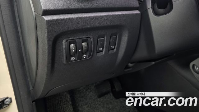 Renault Korea QM3 2017 — photo 24