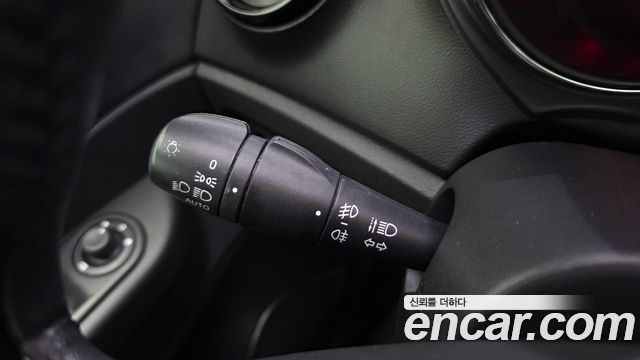 Renault Korea QM3 2017 — photo 27