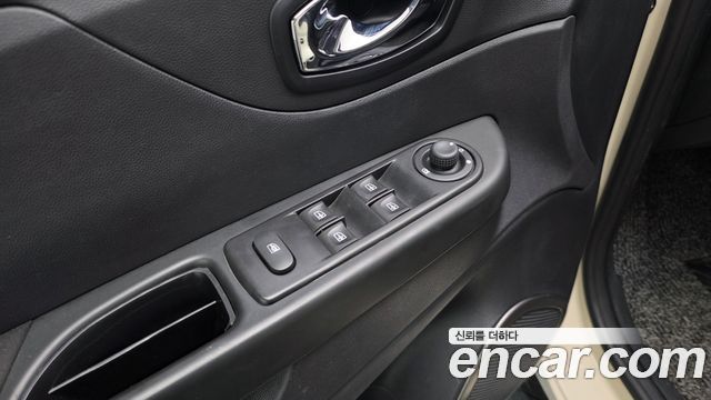 Renault Korea QM3 2017 — photo 28