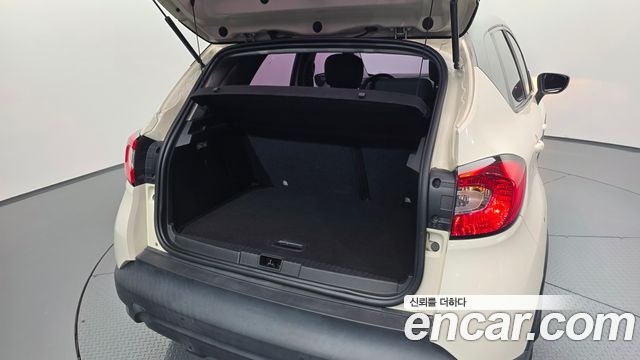 Renault Korea QM3 2017 — photo 30