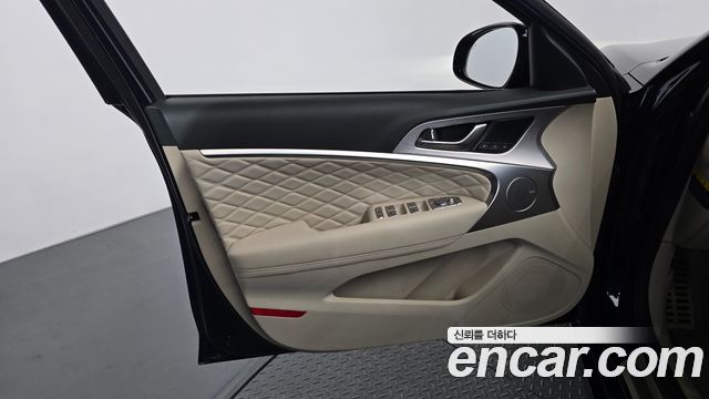 Genesis G70 2019 — photo 14