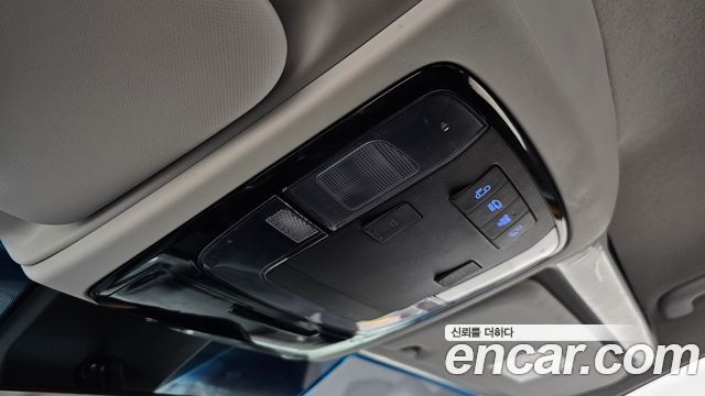 Hyundai Staria 2023 — photo 17