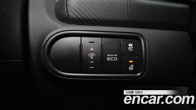 Kia K3 2013 — photo 18