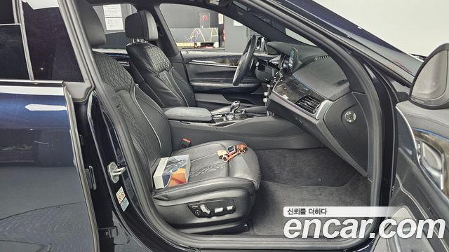 BMW Gran Turismo 2018 — photo 16