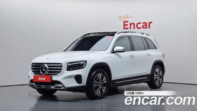 Mercedes-Benz GLB-Class 2024 — photo 1