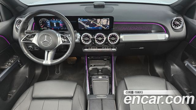 Mercedes-Benz GLB-Class 2024 — photo 7