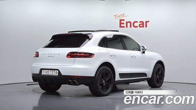 Porsche Macan 2017 — photo 2