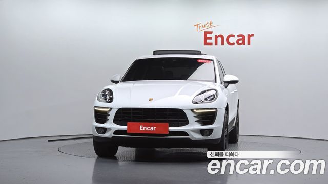 Porsche Macan 2017 — photo 3