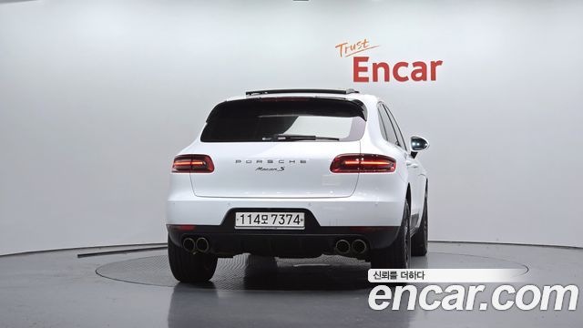 Porsche Macan 2017 — photo 4