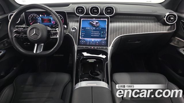 Mercedes-Benz GLC-Class 2024 — photo 10