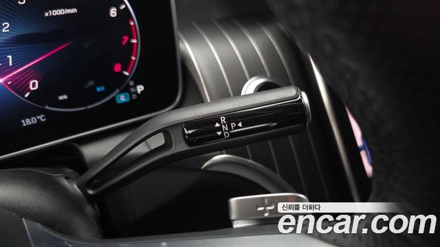 Mercedes-Benz GLC-Class 2024 — photo 12