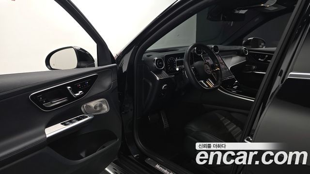 Mercedes-Benz GLC-Class 2024 — photo 13
