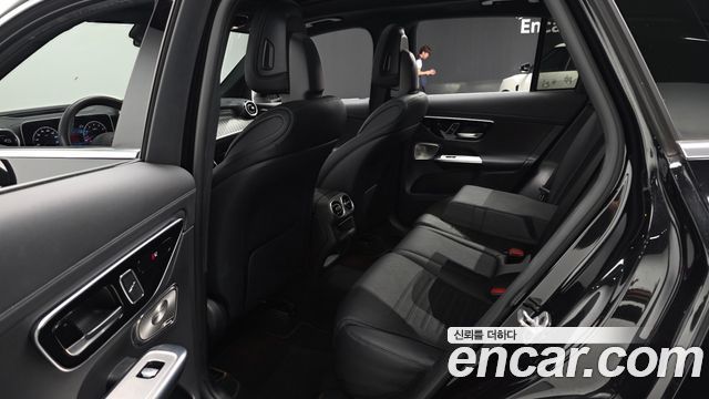 Mercedes-Benz GLC-Class 2024 — photo 17