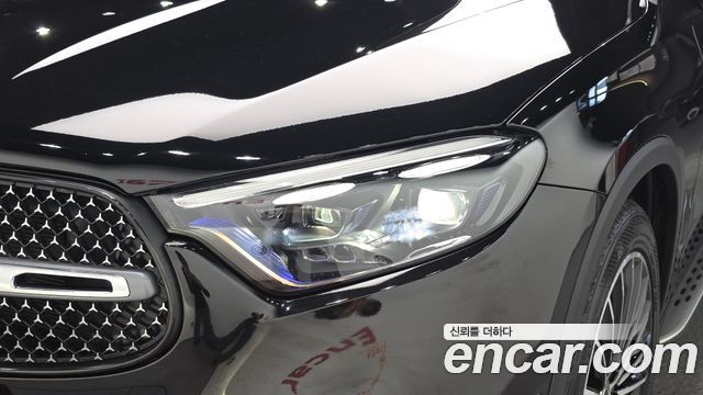 Mercedes-Benz GLC-Class 2024 — photo 8