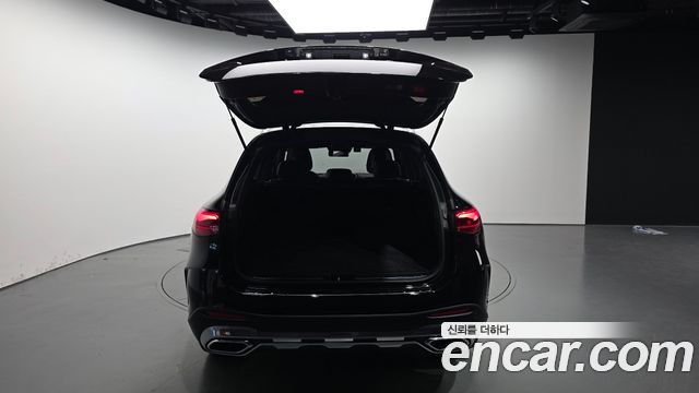 Mercedes-Benz GLC-Class 2024 — photo 34