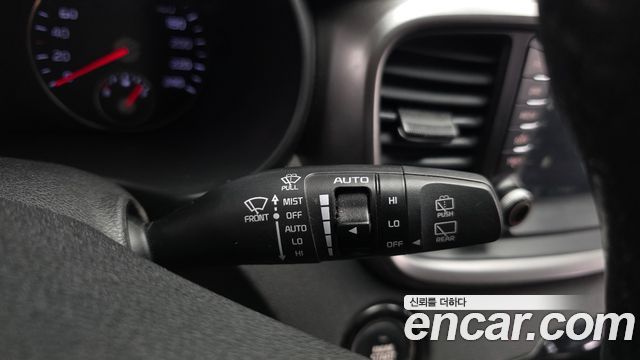 Kia Sorento 2015 — photo 17