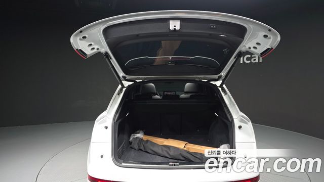 Audi Q5 2021 — photo 26