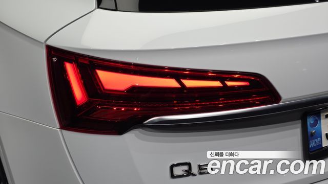 Audi Q5 2021 — photo 9