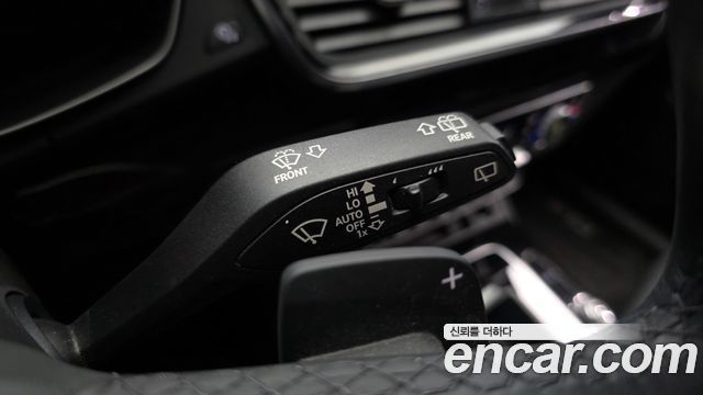 Audi Q5 2021 — photo 29