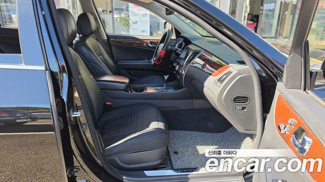Hyundai Equus 2010 — photo 12
