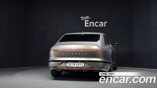 Hyundai Grandeur 2023 — photo 4