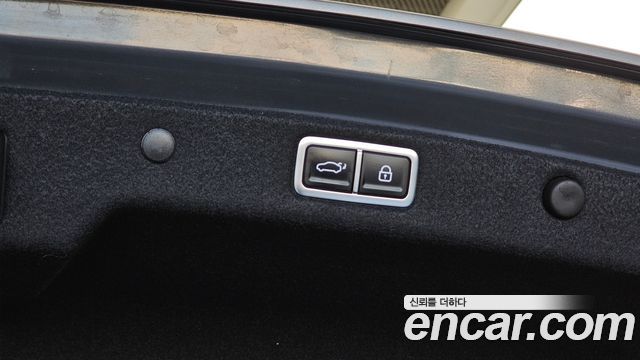 Hyundai Grandeur 2023 — photo 34