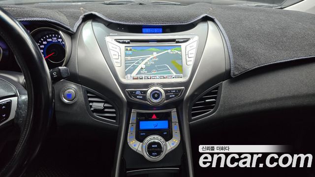Hyundai AVANTE 2011 — photo 14