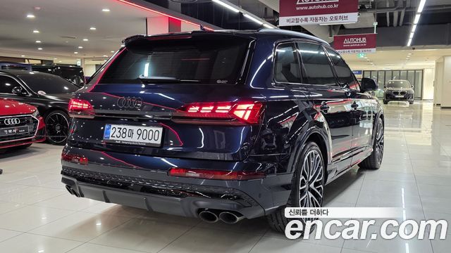Audi SQ7 2026 — photo 7