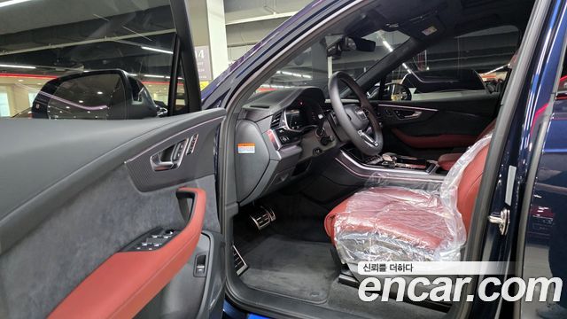Audi SQ7 2026 — photo 11