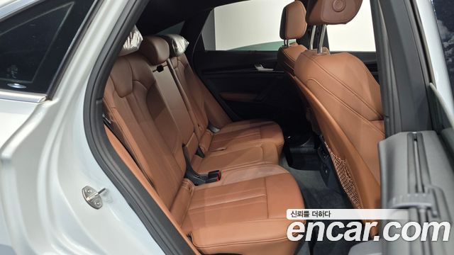 Audi Q5 2024 — photo 17
