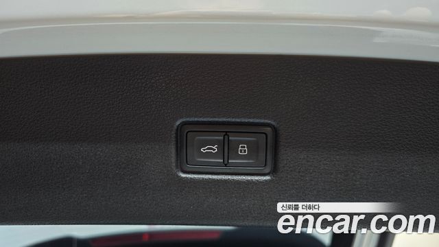 Audi Q5 2024 — photo 23