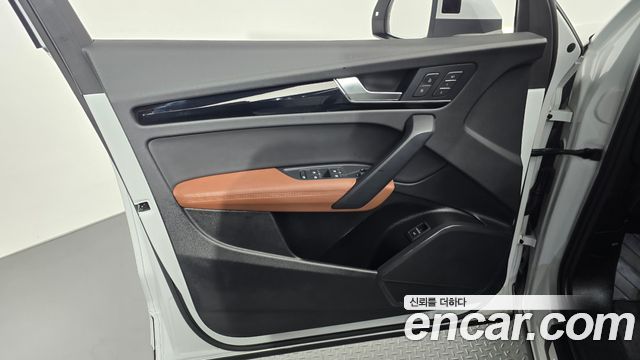 Audi Q5 2024 — photo 14