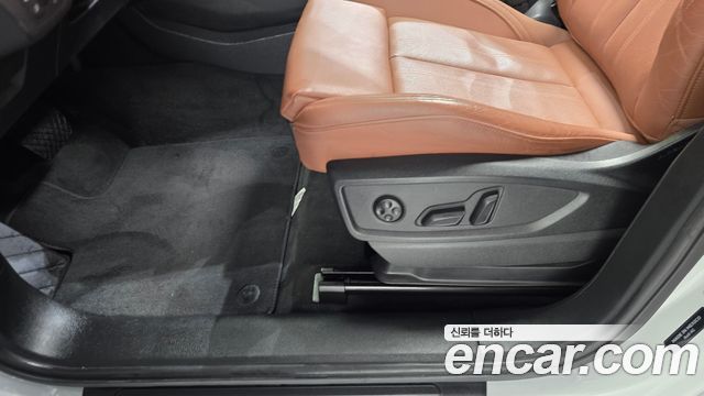 Audi Q5 2024 — photo 30