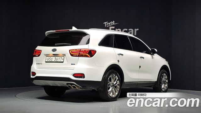Kia Sorento 2018 — photo 2