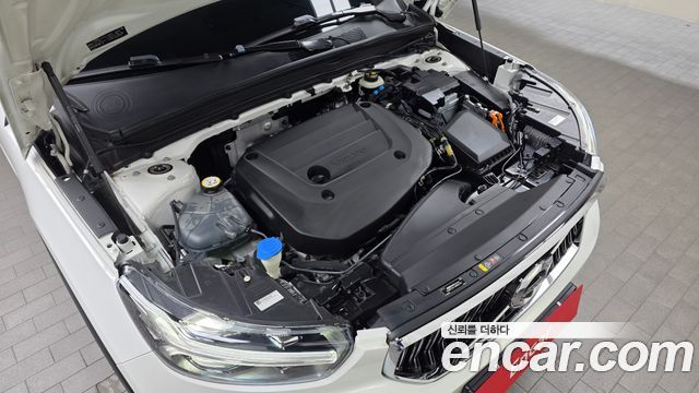Volvo XC40 2021 — photo 6