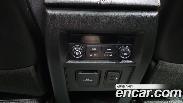 Chevrolet Korea Traverse 2020 — photo 18