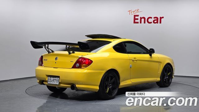 Hyundai Tuscani 2002 — photo 2