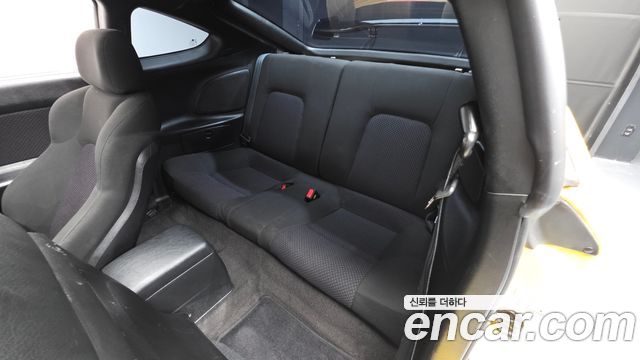Hyundai Tuscani 2002 — photo 12