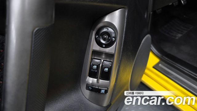 Hyundai Tuscani 2002 — photo 16