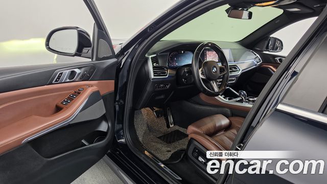 BMW X5 2020 — photo 13