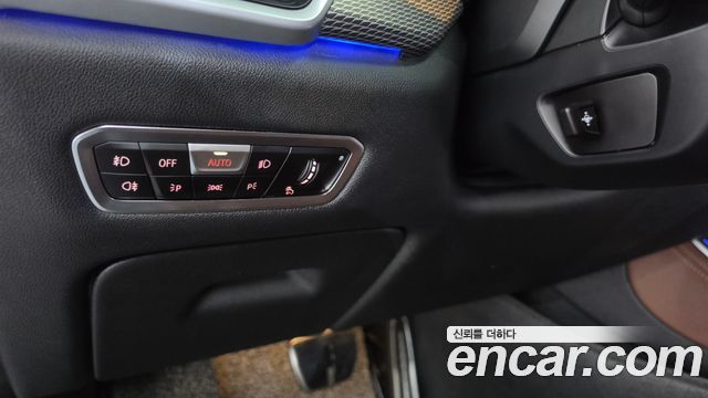 BMW X5 2020 — photo 29