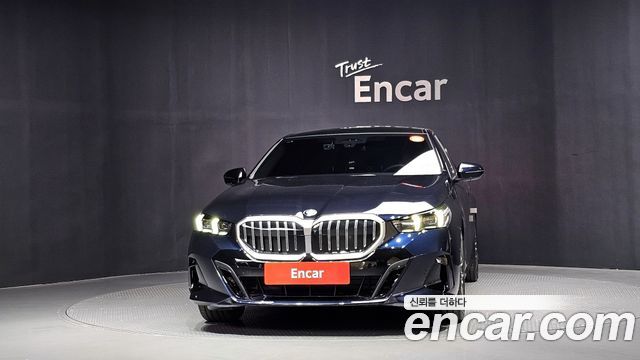 BMW 5-Series 2026 — photo 3