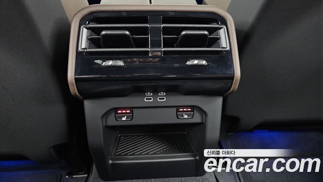 BMW 5-Series 2026 — photo 24