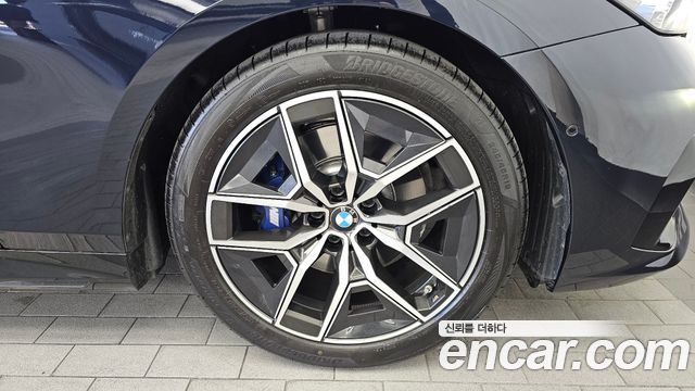 BMW 5-Series 2026 — photo 7