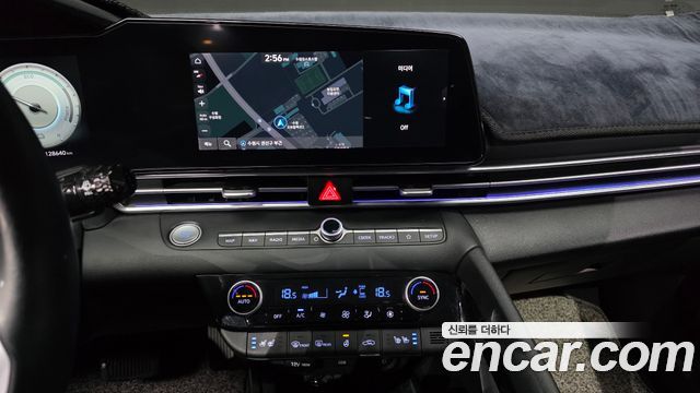 Hyundai AVANTE 2021 — photo 19