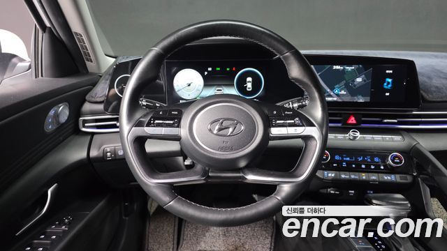 Hyundai AVANTE 2021 — photo 20
