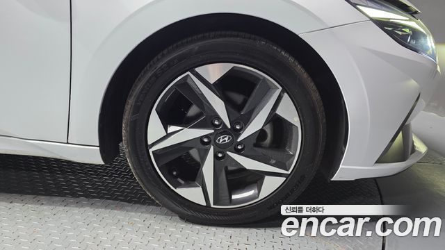 Hyundai AVANTE 2021 — photo 7