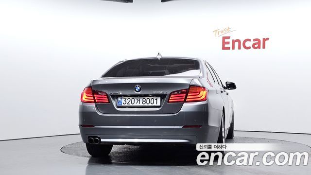 BMW 5-Series 2012 — photo 4