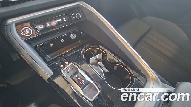 Audi Q5 2025 — photo 9