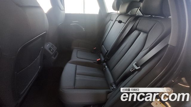 Audi Q5 2025 — photo 14